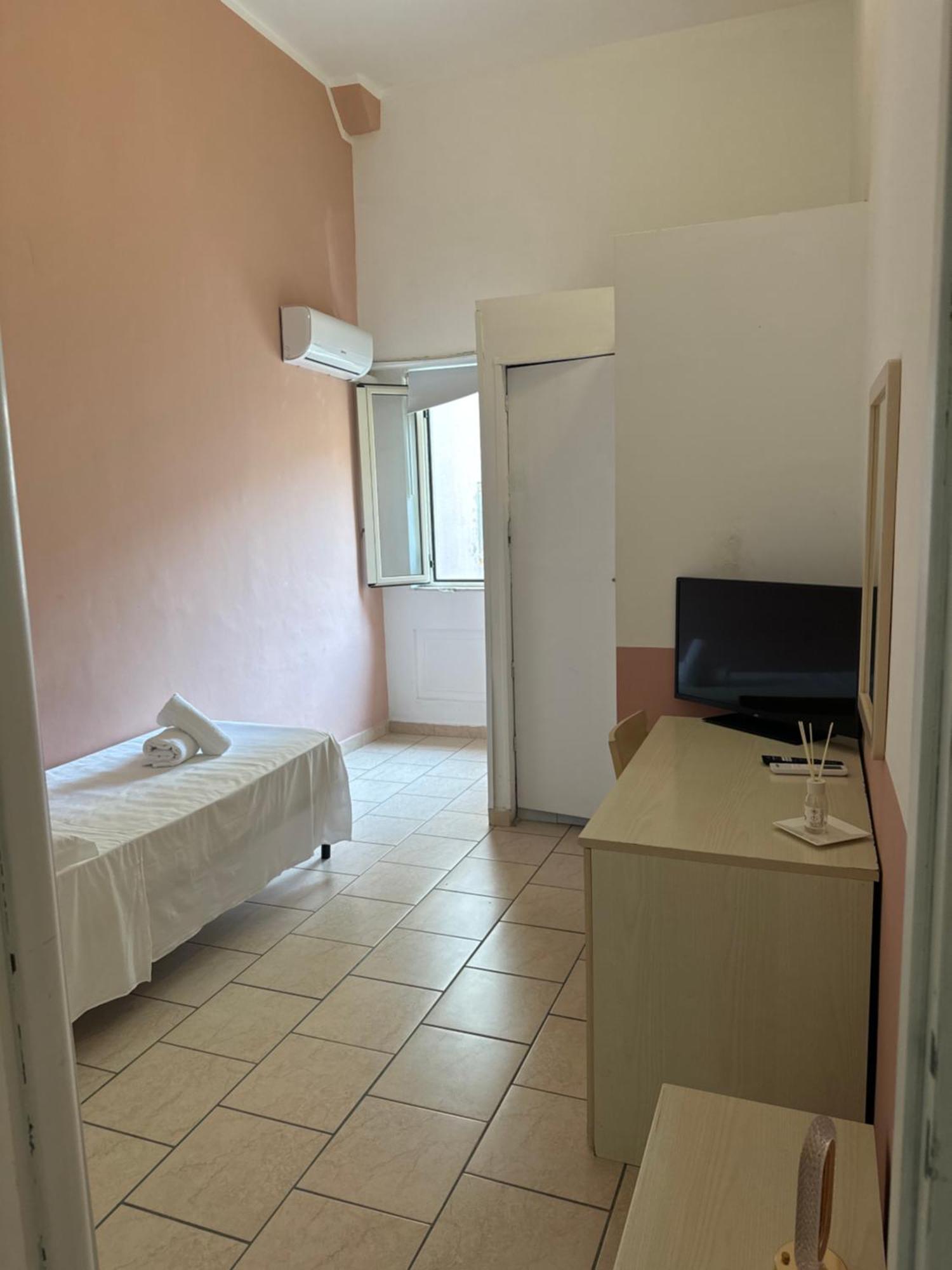 Garibaldi Rooms Reggio di Calabria Ngoại thất bức ảnh